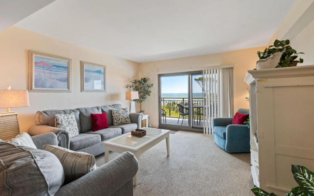 photo 3 of Ocean One 407