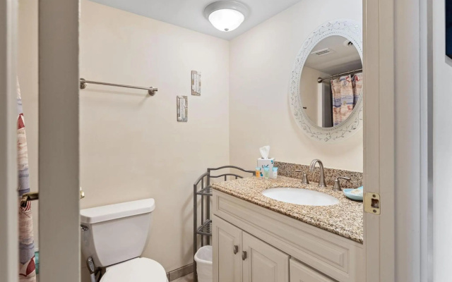 photo 5 of Ocean One 407
