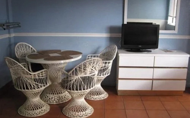 photo 2 of Ocean Palm Resort Motel