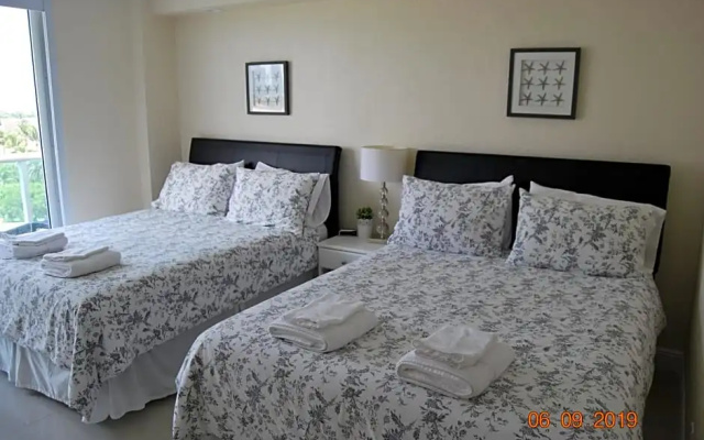 photo 4 of Ocean Reserve Piso 7 STR-310