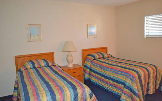 photo 4 of Ocean Towers