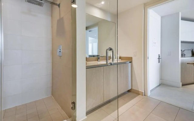 photo 2 of Ocean View 2 bedroom rental Hyde Beach Resort 15th floor Miami