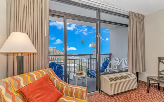 photo 2 of Ocean View Double Suite Great Views Landmark 1119