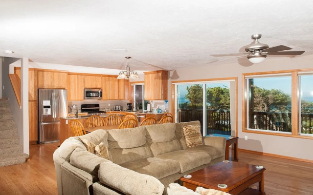photo 3 of Ocean Vista Getaway by RedAwning