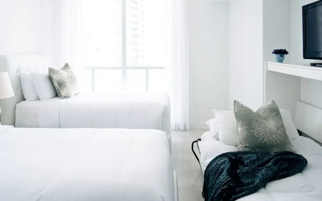 photo 5 of Oceanfront Brickell Suites by Sonder