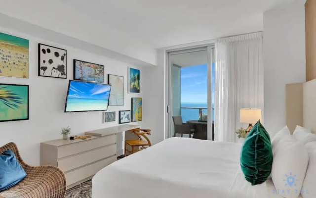 photo 4 of Oceanfront Luxury Condo 1BR Balcony, Hollywood