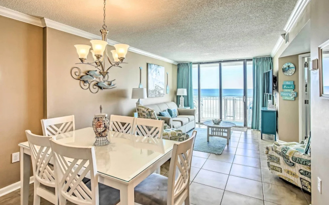 photo 4 of 2 Mi to Golfing: Oceanfront Myrtle Beach Condo
