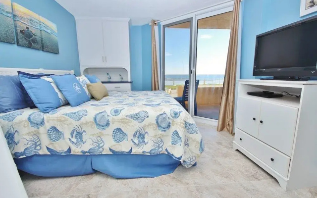 photo 3 of Oceania Beach Club 102 Apartment 2