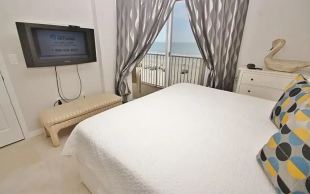 photo 4 of Oceania Beach Club 405 Apartment 2
