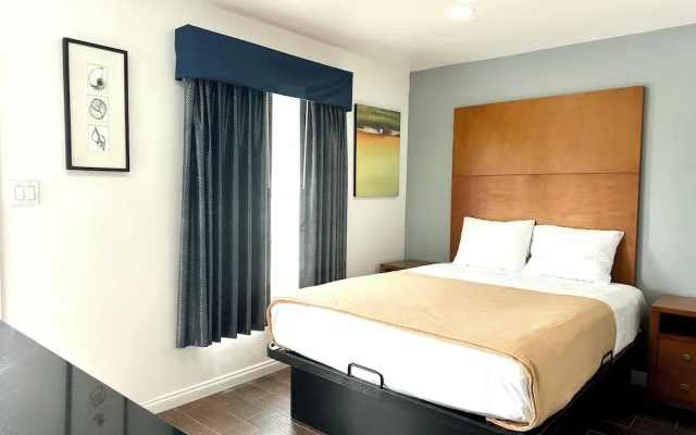 photo 3 of Oceanside Inn & Suites