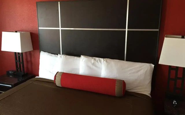 photo 4 of Oceanside Travelodge