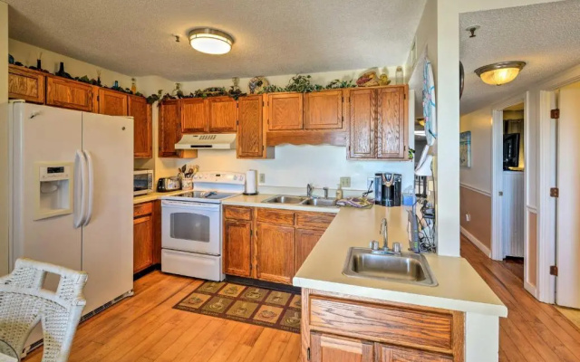 photo 4 of Oceanview Condo At Myrtle Beach Resort W/ Pool!