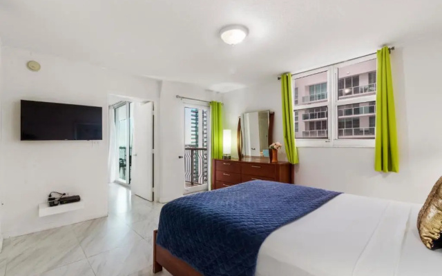 photo 4 of Oceanview Luxury Converted 4 BR Miami Brickell Ave