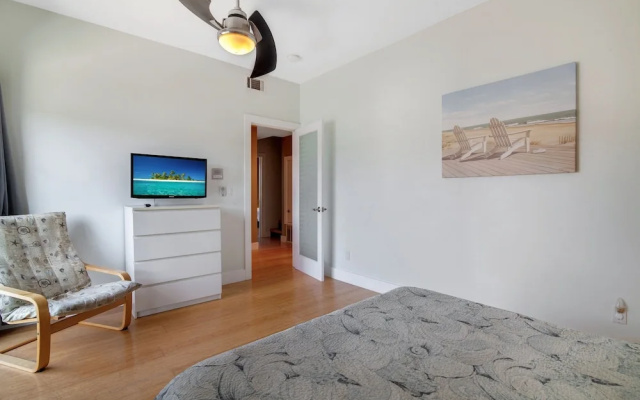 photo 5 of Ocean-view Oasis W/ Rooftop Deck - Steps To Beach 3 Bedroom Home