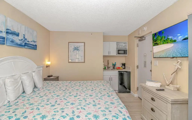 photo 2 of Oceanview Studio at Boardwalk Resort 440