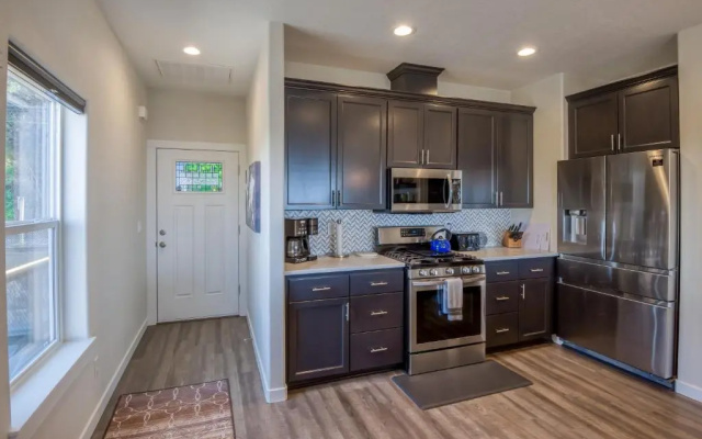 photo 2 of Oceanview Townhome - Pet Friendly - Sleeps 6 - King