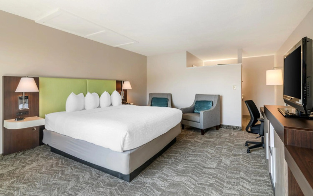 photo 4 of Ogunquit River Inn & Suites