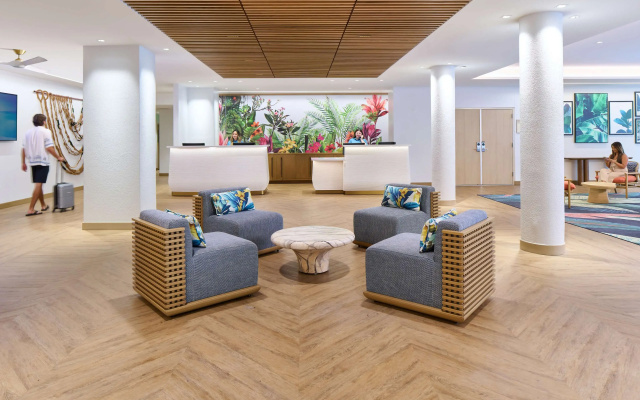 photo 2 of OUTRIGGER Waikiki Paradise Hotel