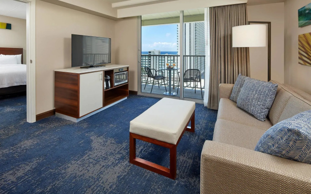 photo 4 of Hilton Garden Inn Waikiki Beach
