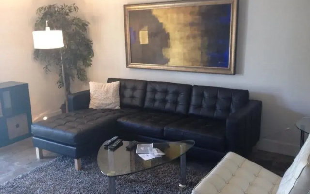 photo 2 of Old School By Signature Vacation Rentals