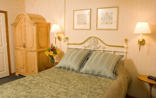 photo 4 of GetAways at Olympic Village Inn