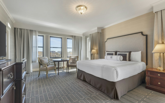 photo 5 of Omni Shoreham Hotel