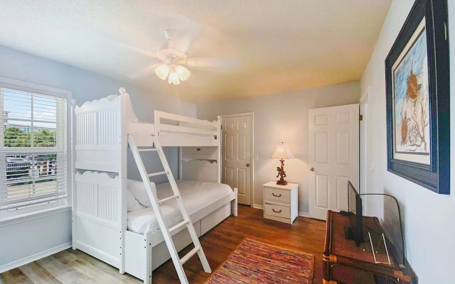 photo 5 of On the Beach - 2 Br townhouse by RedAwning