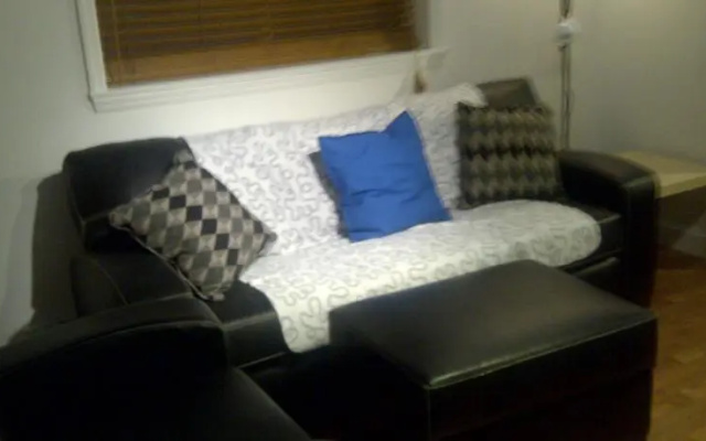 photo 3 of One Bedroom Apartment