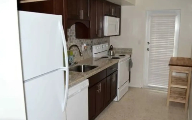 photo 5 of One Bedroom Apartment at Villa Tunis