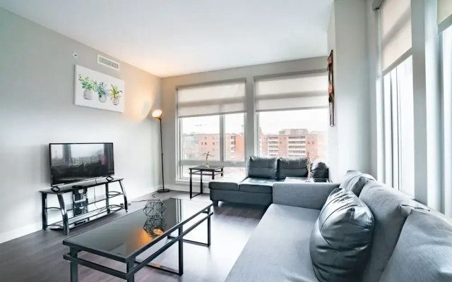 photo 4 of One Bedroom apartment near waterfront in a brand new building 1 Apts by RedAwning