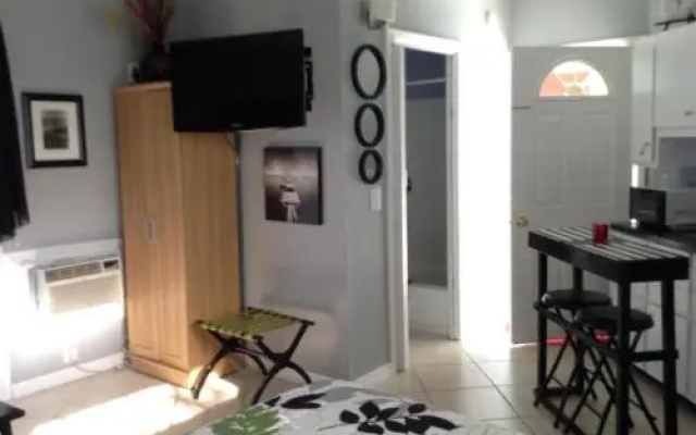 photo 5 of Paradise Cove Unit 7