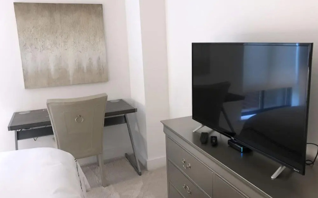 photo 3 of One Bedroom Suite