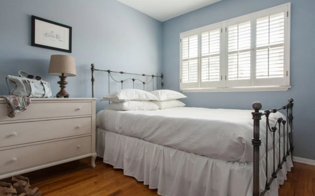 photo 3 of onefinestay - Joslyn House