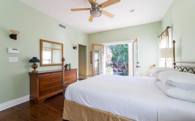 photo 3 of onefinestay - Melrose Avenue II private home