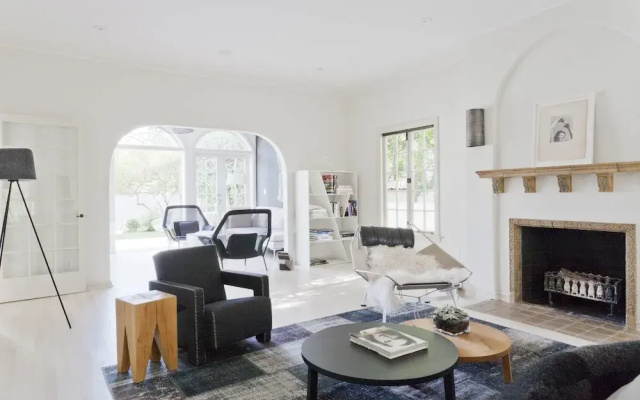 photo 4 of onefinestay Serrano Avenue private home