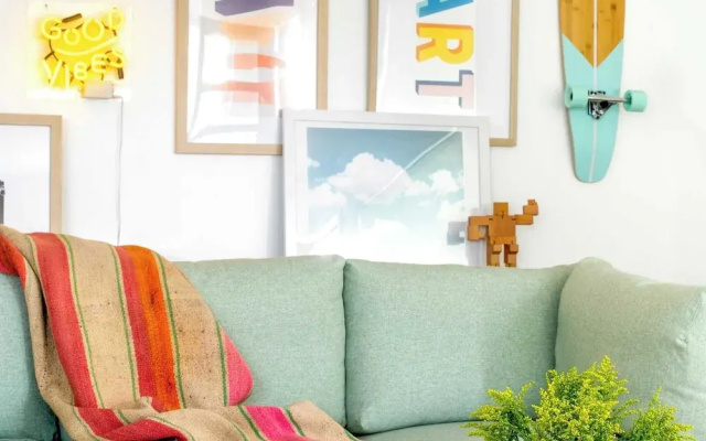 photo 3 of O'neill I by Avantstay Coastal Paradise Steps From Beach Modern Decor