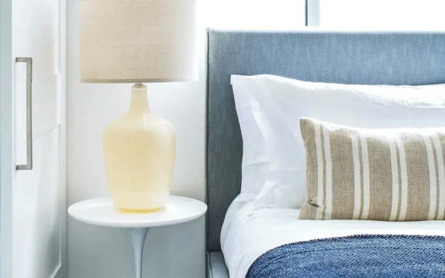 photo 4 of O'neill I by Avantstay Coastal Paradise Steps From Beach Modern Decor