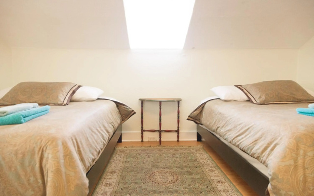 photo 4 of Orange Drive Hostel