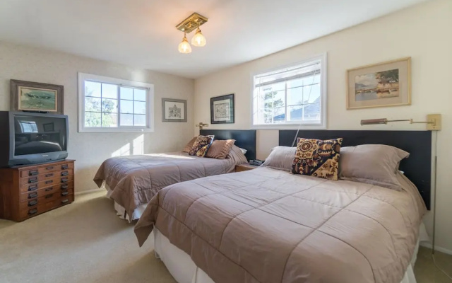 photo 2 of Orca Beach House
