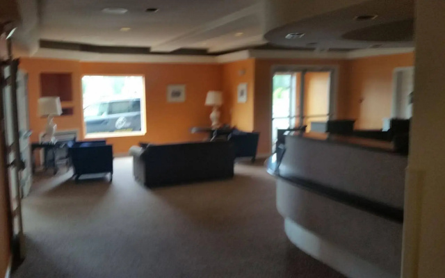 photo 2 of Orca Inn Suites