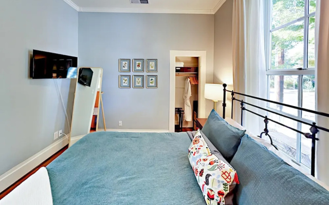 photo 5 of Orchard Home 2 Bedrooms 1 Bathroom Home