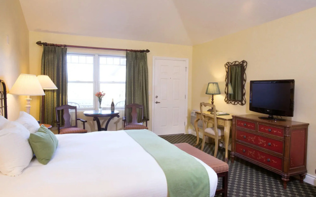 photo 4 of Oregon Garden Resort
