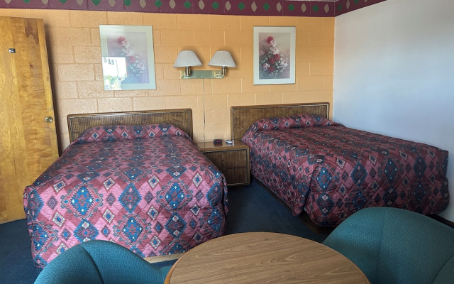 photo 5 of Oregon Trail Motel