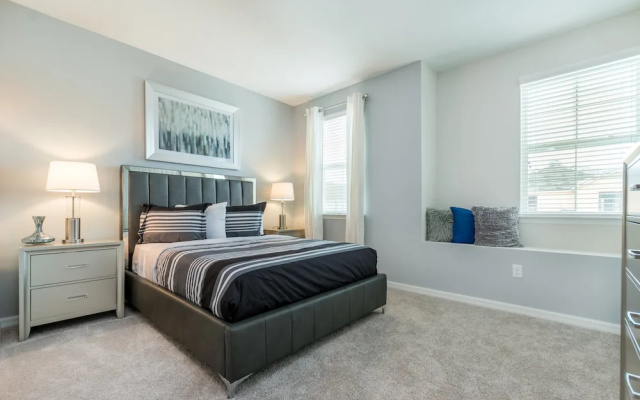 photo 3 of Beautiful 4 Bed With Pool & Spa