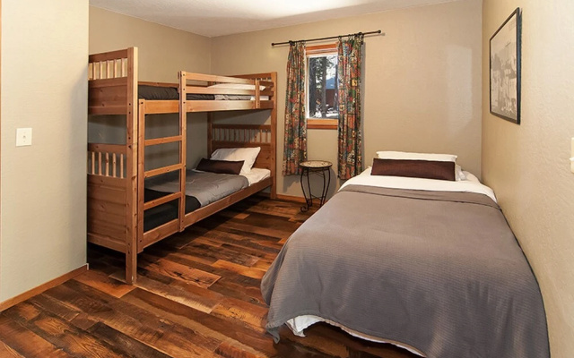 photo 3 of Oslo's Hideaway by Tahoe Mountain Properties