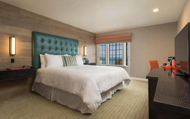 photo 4 of Wave Street Inn