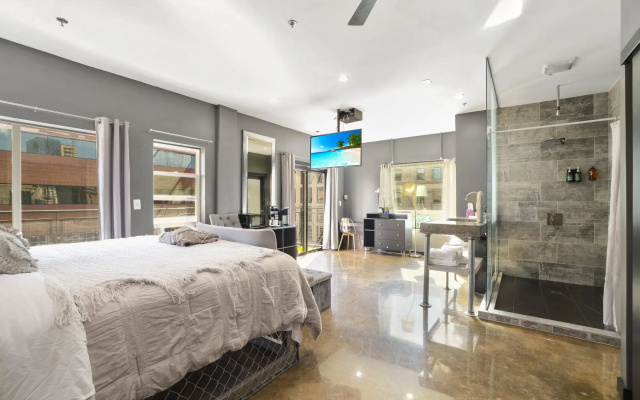photo 5 of Outstanding En Suite Studio