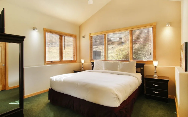 photo 2 of Ouzel Peak 22A - 2 Br Condo