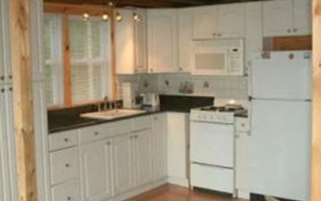 photo 4 of Overlook Cottage - One Bedroom Home