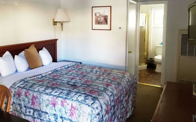 photo 2 of Pacific Heights Inn